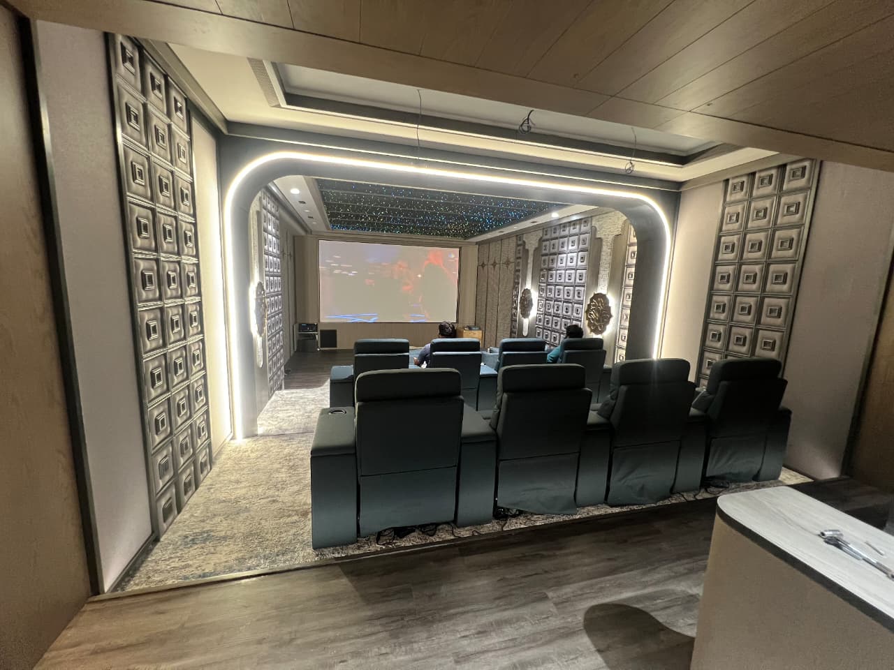 Luxury Home Theater – The Harmony System